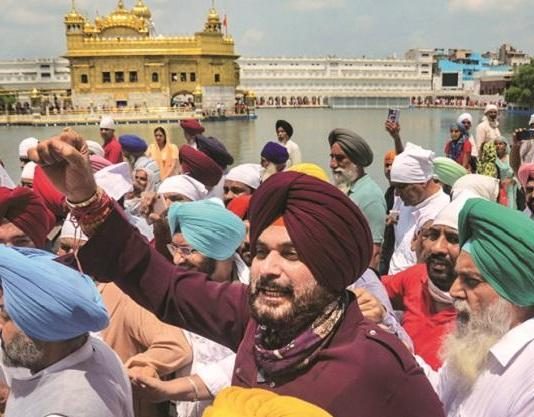 Nearly 60 Congress MLAs turn up at Sidhu’s Amritsar home