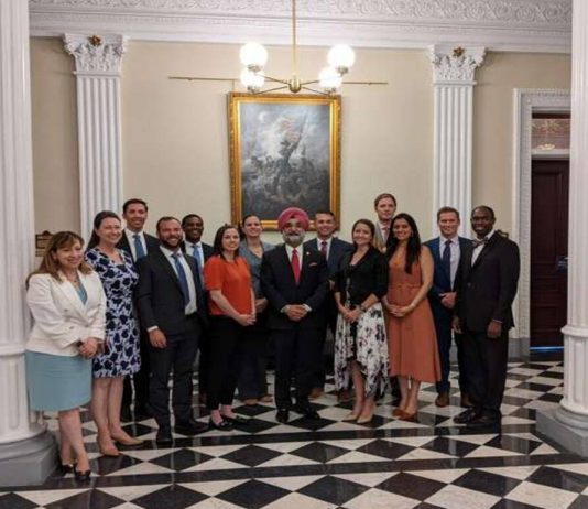 Indian Ambassador in US Taranjit Singh Sandhu interacts with White House fellows