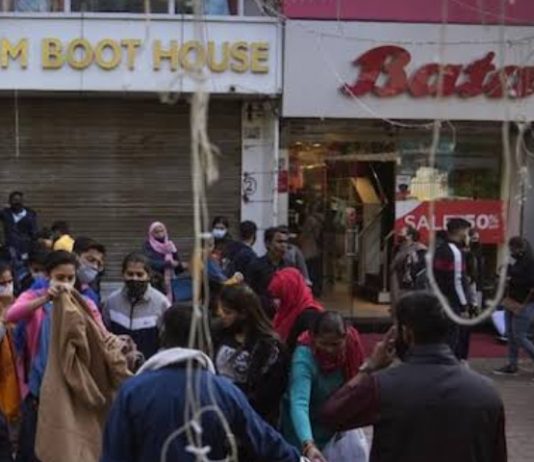 Unhappy with odd-even scheme traders’ body writes to Delhi L-G, CM