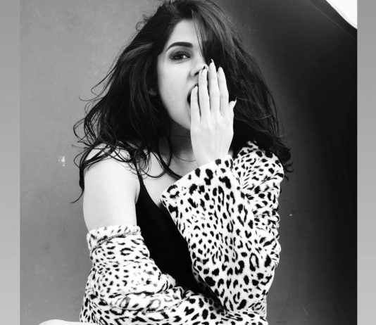 Supermodel and Actress Renu Kaushal sizzles in a BOLD photoshoot!