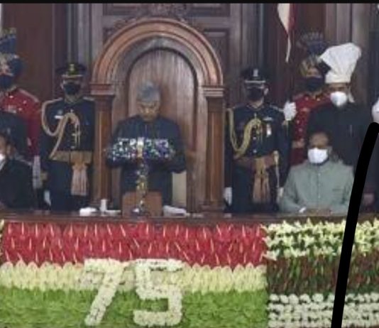 рджреНрд░рдореБрдХ, рдХрд╛рдВрдЧреНрд░реЗрд╕ рдХреЗ рд╕рд╛рдВрд╕рджреЛрдВ рдиреЗ тАШрдиреАрдЯтАЩ рд╡рд┐рдзреЗрдпрдХ рдорд╛рдорд▓реЗ рдХреЛ рд▓реЗрдХрд░ рд░рд╛рд╖реНрдЯреНрд░рдкрддрд┐ рдХреЗ рдЕрднрд┐рднрд╛рд╖рдг рд╕реЗ рдкрд╣рд▓реЗ рд╡рд┐рд░реЛрдз рдЬрддрд╛рдпрд╛