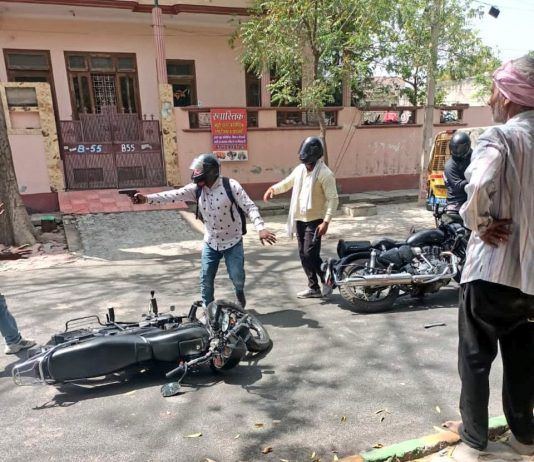 ग़ाज़ियाबाद पेट्रोल पंप पर पिस्टल दिखाकर 25 लाख रुपये की लूट