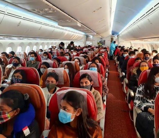 बुडापेस्ट से 240 भारतियों को लेकर छठी उड़ान भारत के लिए रवाना