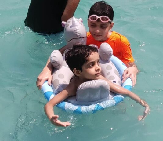 рдЧрд░реНрдореА рд╕реЗ рд░рд╛рд╣рдд рдХреЗ рд▓рд┐рдП рд╕реНрд╡рд┐рдорд┐рдВрдЧ рд╣реИ рдмреЗрд╣рддрд░реАрди, рдордЧрд░ рдЗрди рдмрд╛рддреЛрдВ рдХрд╛ рд░рдЦреЗрдВ рдЦреНрдпрд╛рд▓