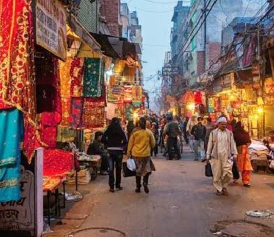 24×7 खुलेंगे दिल्ली के बाज़ार: CM रेखा गुप्ता